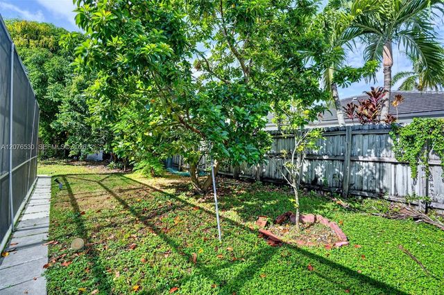15660 SW 152nd Place, Miami, FL 33187