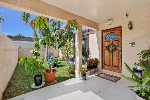 15660 SW 152nd Place, Miami, FL 33187