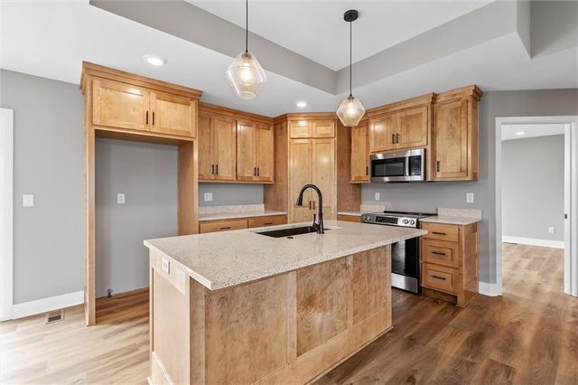 2211 Ashford Street, Excelsior Springs, MO 64024