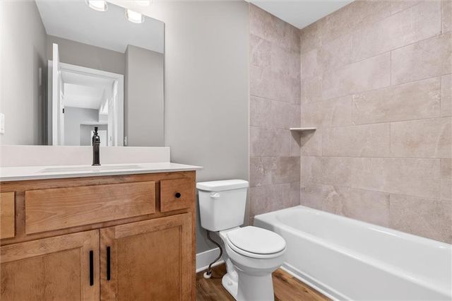 2211 Ashford Street, Excelsior Springs, MO 64024
