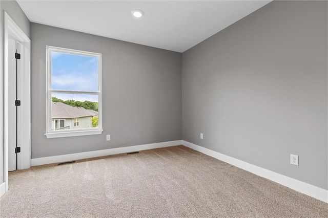 2211 Ashford Street, Excelsior Springs, MO 64024