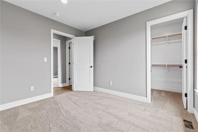 2211 Ashford Street, Excelsior Springs, MO 64024