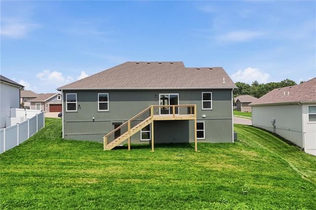 2211 Ashford Street, Excelsior Springs, MO 64024