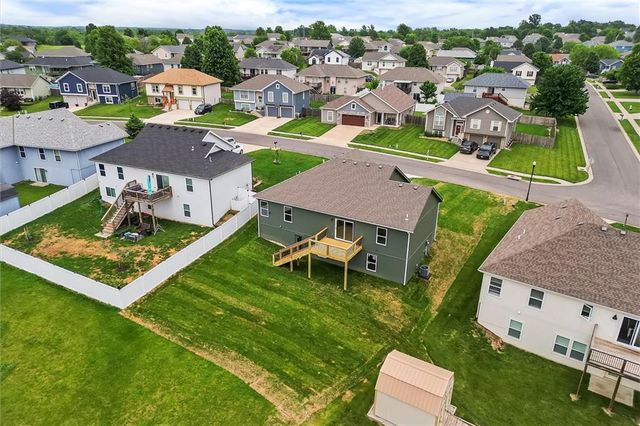 2211 Ashford Street, Excelsior Springs, MO 64024