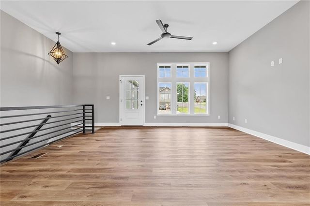 2211 Ashford Street, Excelsior Springs, MO 64024