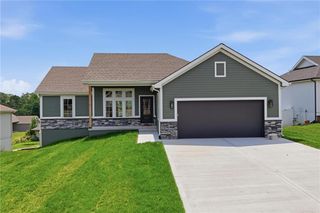 2211 Ashford Street, Excelsior Springs, MO 64024