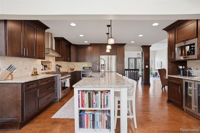 2846 Duana Drive, Milford, MI 48380