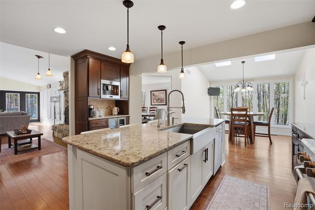 2846 Duana Drive, Milford, MI 48380
