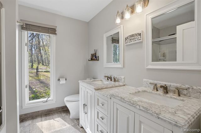 2846 Duana Drive, Milford, MI 48380