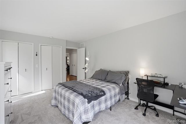 2846 Duana Drive, Milford, MI 48380