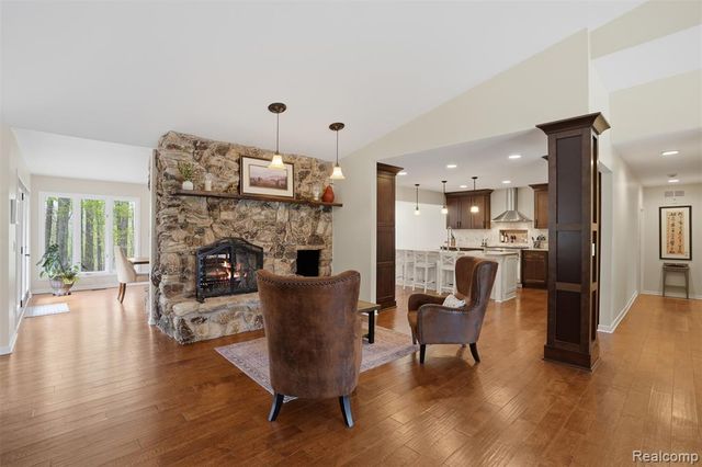 2846 Duana Drive, Milford, MI 48380