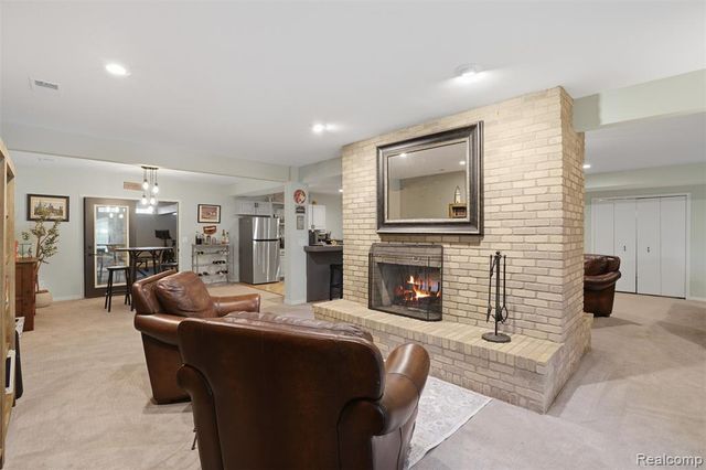 2846 Duana Drive, Milford, MI 48380
