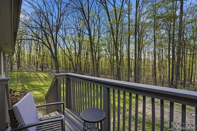 2846 Duana Drive, Milford, MI 48380