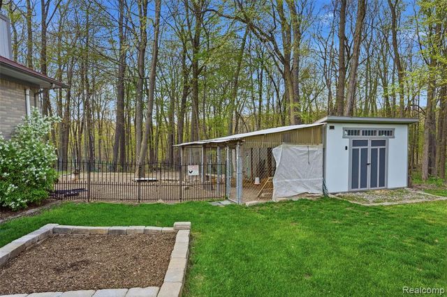 2846 Duana Drive, Milford, MI 48380