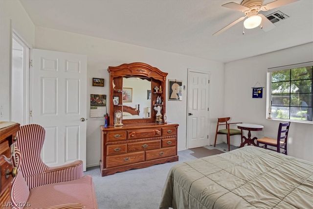 4565 East New York Avenue, Las Vegas, NV 89104