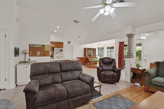 4565 East New York Avenue, Las Vegas, NV 89104