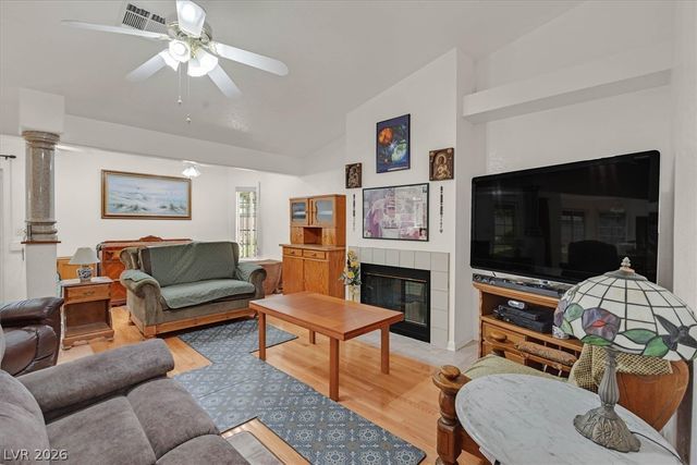 4565 East New York Avenue, Las Vegas, NV 89104