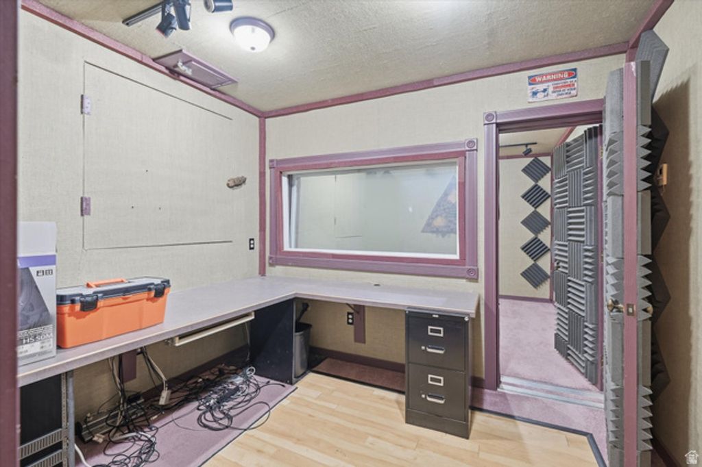 Image 20 of property listing at 560 E 700 N, Logan, UT 84321
