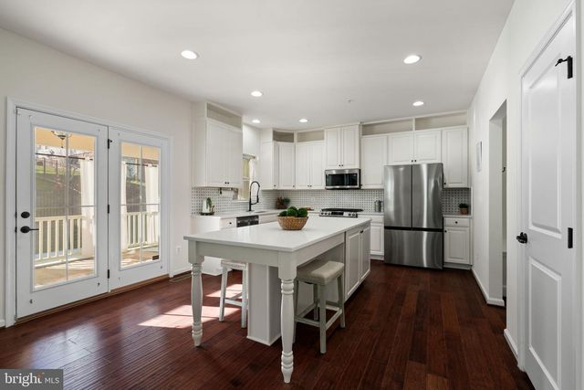 2321 SWEET PEPPERBRUSH LOOP, Dumfries, VA 22026