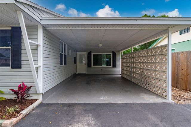 525 BURLAND STREET, Punta Gorda, FL 33950