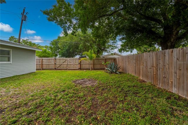 525 BURLAND STREET, Punta Gorda, FL 33950