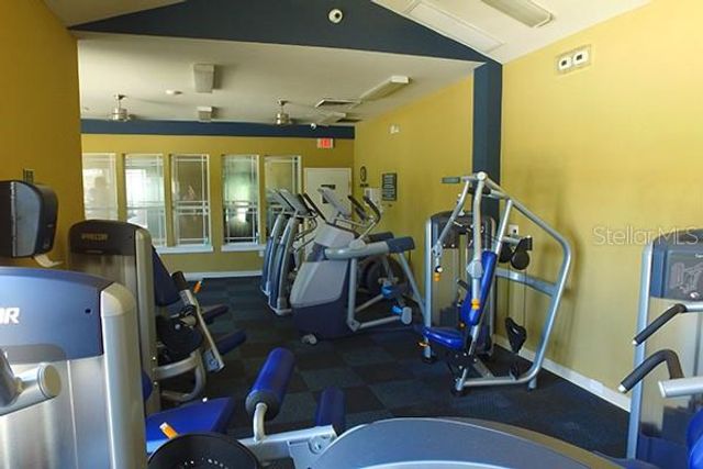 18805 DUQUESNE DRIVE, Tampa, FL 33647