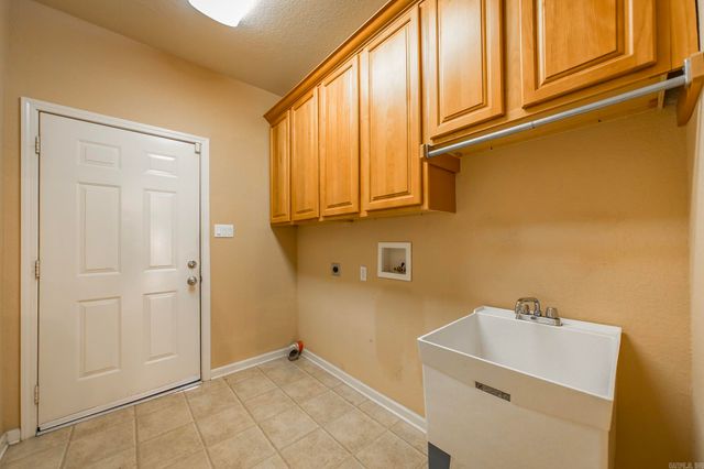 323 OLD HICKORY STREET, Hot Springs, AR 71913