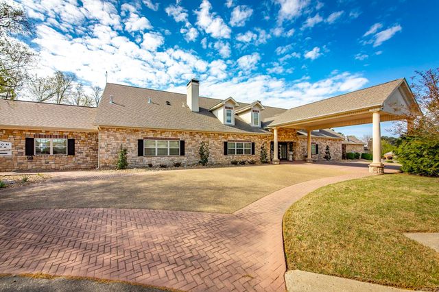 323 OLD HICKORY STREET, Hot Springs, AR 71913