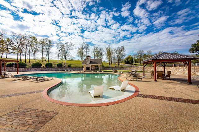 323 OLD HICKORY STREET, Hot Springs, AR 71913