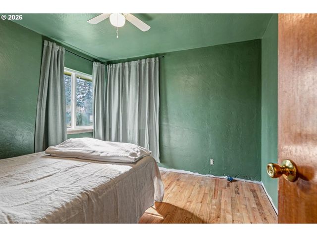 283 DELMAR Dr, Salem, OR 97303