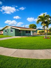 2350 NW 12th Ct 0, Pompano Beach, FL 33069