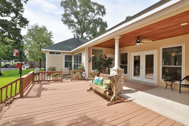 34310 High Point Drive, Magnolia, TX 77355