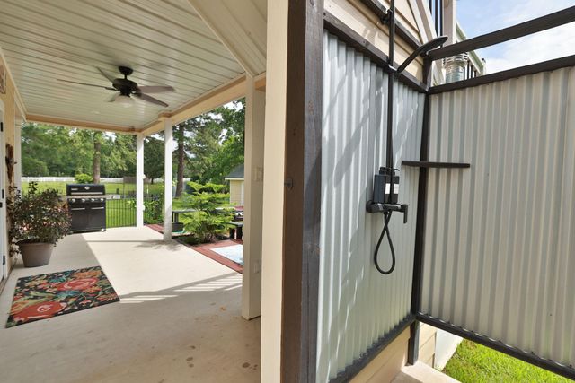 34310 High Point Drive, Magnolia, TX 77355