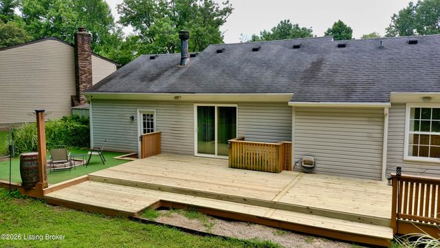 4617 Middleburg Ct, Louisville, KY 40241