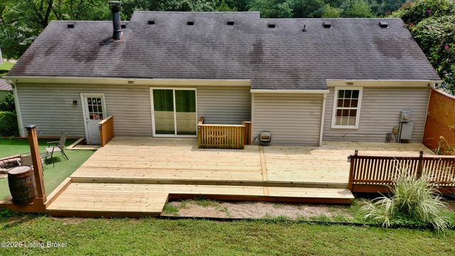 4617 Middleburg Ct, Louisville, KY 40241