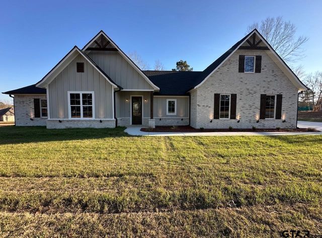 195 Clara Ln, Kilgore, TX 75662