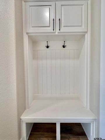 195 Clara Ln, Kilgore, TX 75662