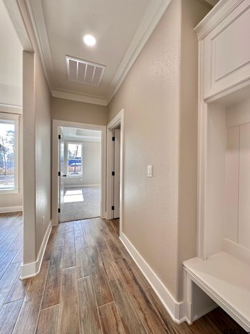 195 Clara Ln, Kilgore, TX 75662