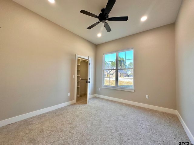 195 Clara Ln, Kilgore, TX 75662