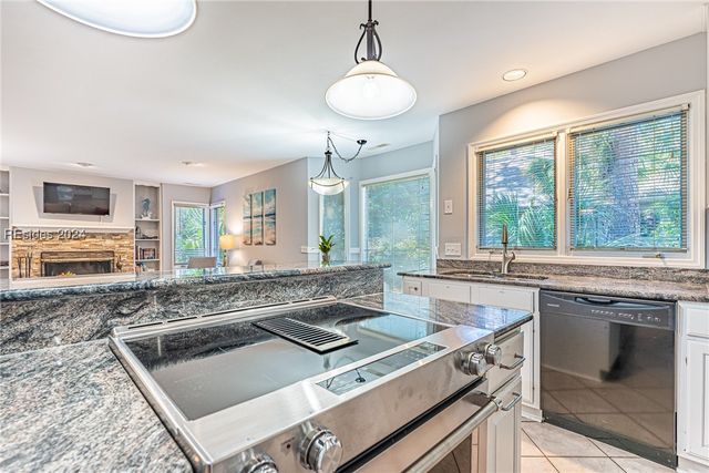 8 Surf Scoter Rd, Hilton Head Island, SC 29928