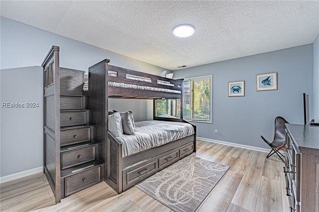 8 Surf Scoter Rd, Hilton Head Island, SC 29928