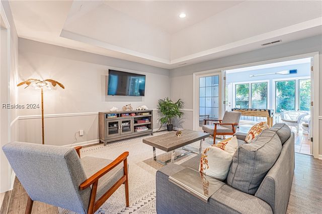 8 Surf Scoter Rd, Hilton Head Island, SC 29928