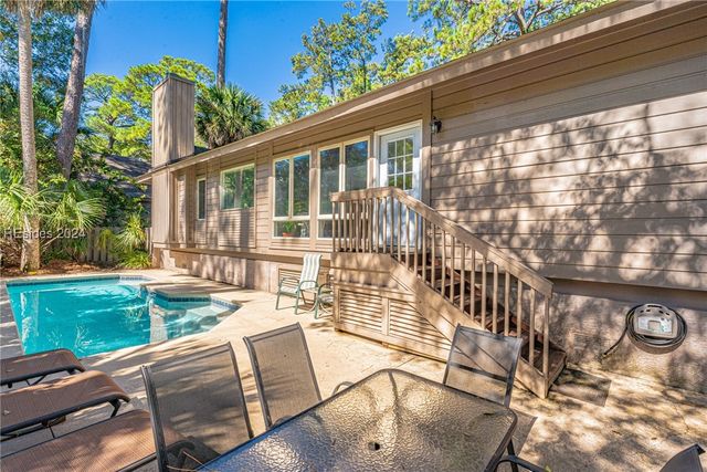 8 Surf Scoter Rd, Hilton Head Island, SC 29928