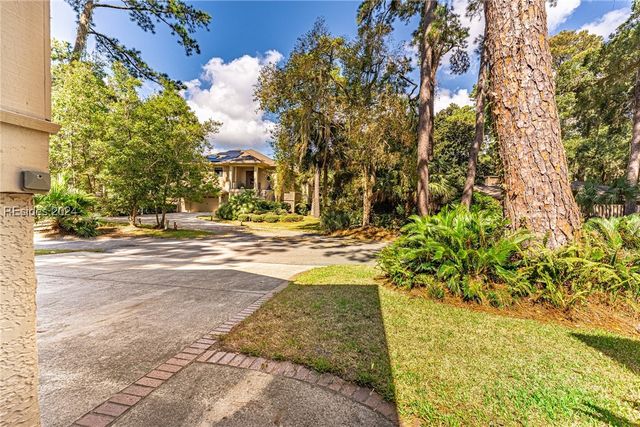 8 Surf Scoter Rd, Hilton Head Island, SC 29928