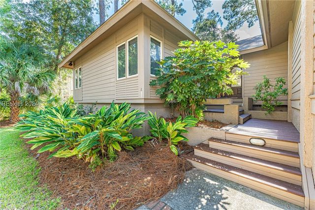 8 Surf Scoter Rd, Hilton Head Island, SC 29928