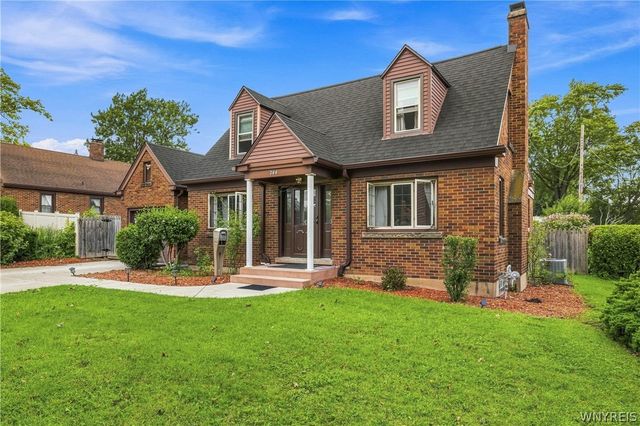 744 Seymour Avenue, Niagara Falls, NY 14305