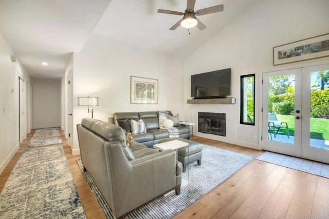 1011 Monterey Vista Way, Encinitas, CA 92024