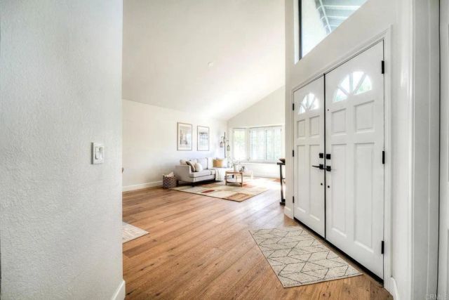 1011 Monterey Vista Way, Encinitas, CA 92024