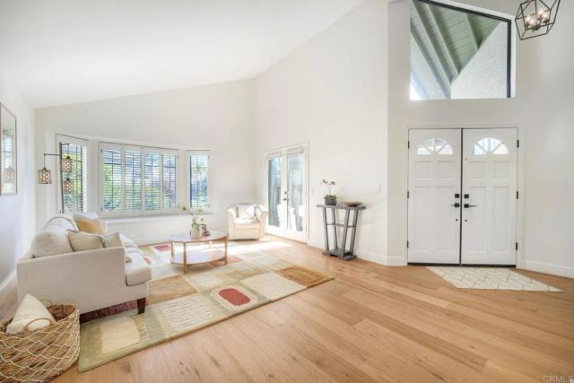 1011 Monterey Vista Way, Encinitas, CA 92024