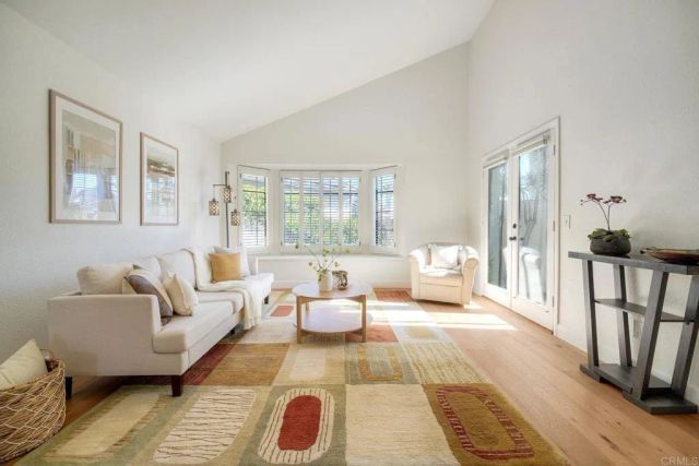 1011 Monterey Vista Way, Encinitas, CA 92024